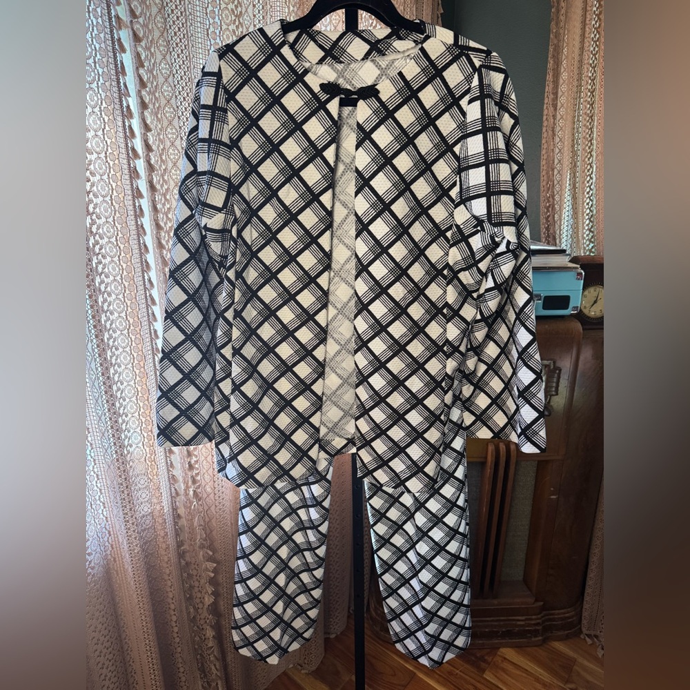 Black and White Plaid Suit Set